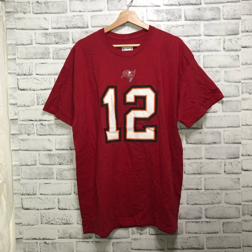 Tampa Bay Red Tom Brady Men's Jersey Shirt Unisex - Picture 2 of 7